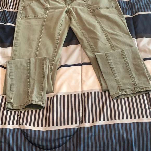 Olive Green American Eagle Skinny Jeans - Picture 5 of 6